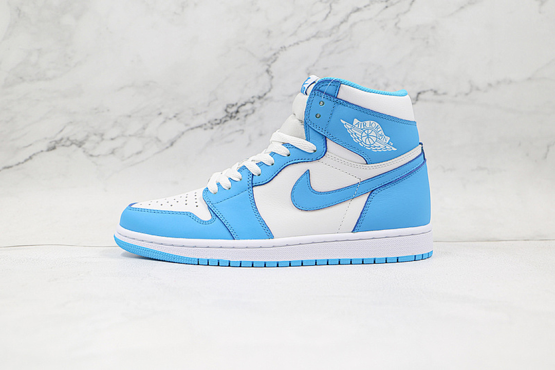 Jordan AIR Jordan 1 RETRO HIGH OG UNC WHITE/DARK POWDER BLUE · 555088-117, photo 1