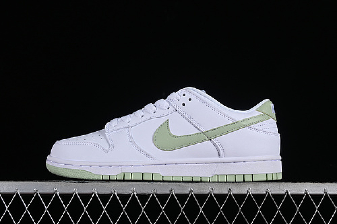 Unbranded [DV0831-105]-[SB DUNK LOW WHITE/HONEYDEW/WHITE]-[WOMAN:36-39]-[MAN:40-46], photo 1