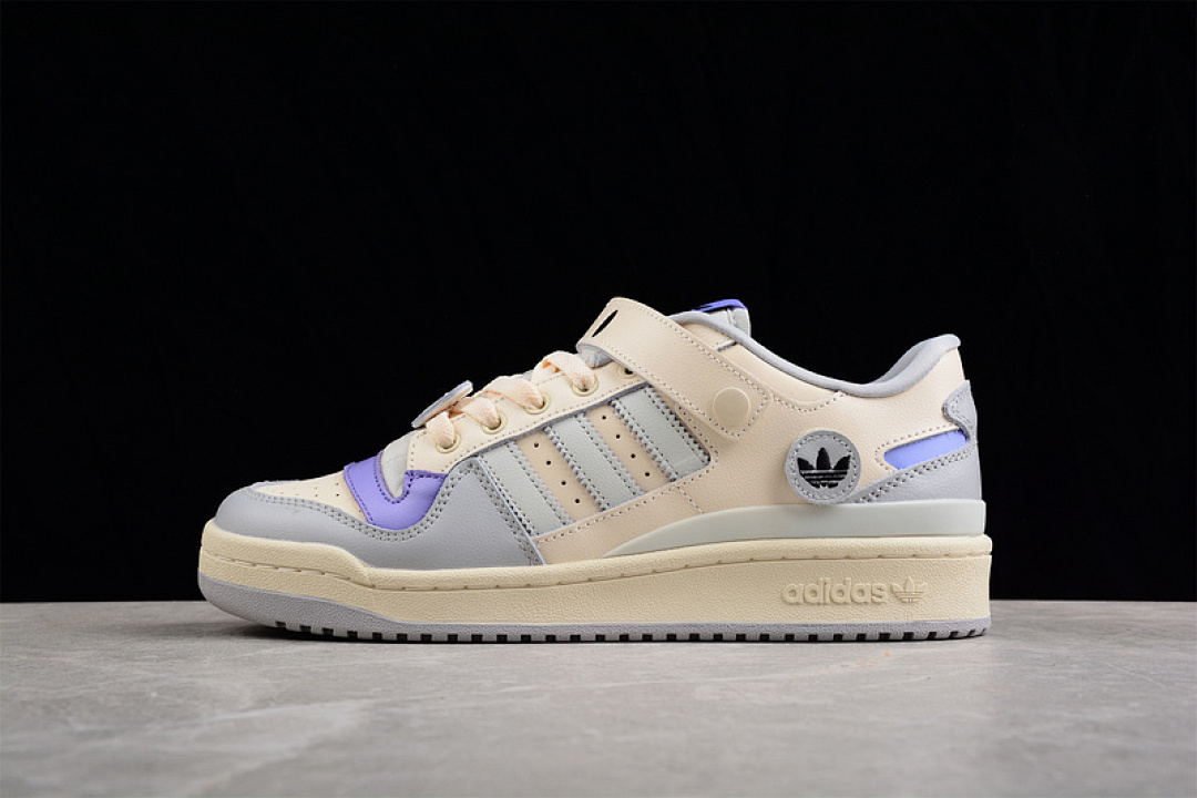 Purple FORUM 84 LOW SHOES PURPLE/BEIGE/LIGHT BLUE · GW4426, photo 1