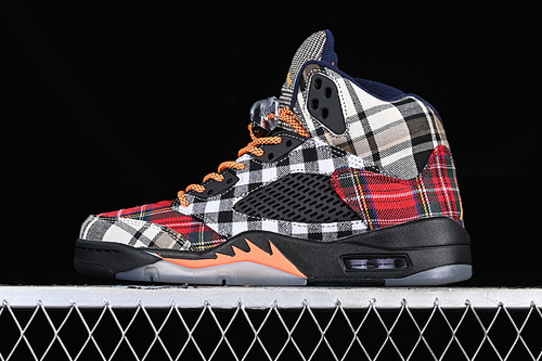 Jordan [FD4814-008]-[AIR JORDAN 5 RETRO PLAID BLACK/TOTAL ORANGE/DARK OBSIDIAN]-[UNISEX:36-47.5], photo 1