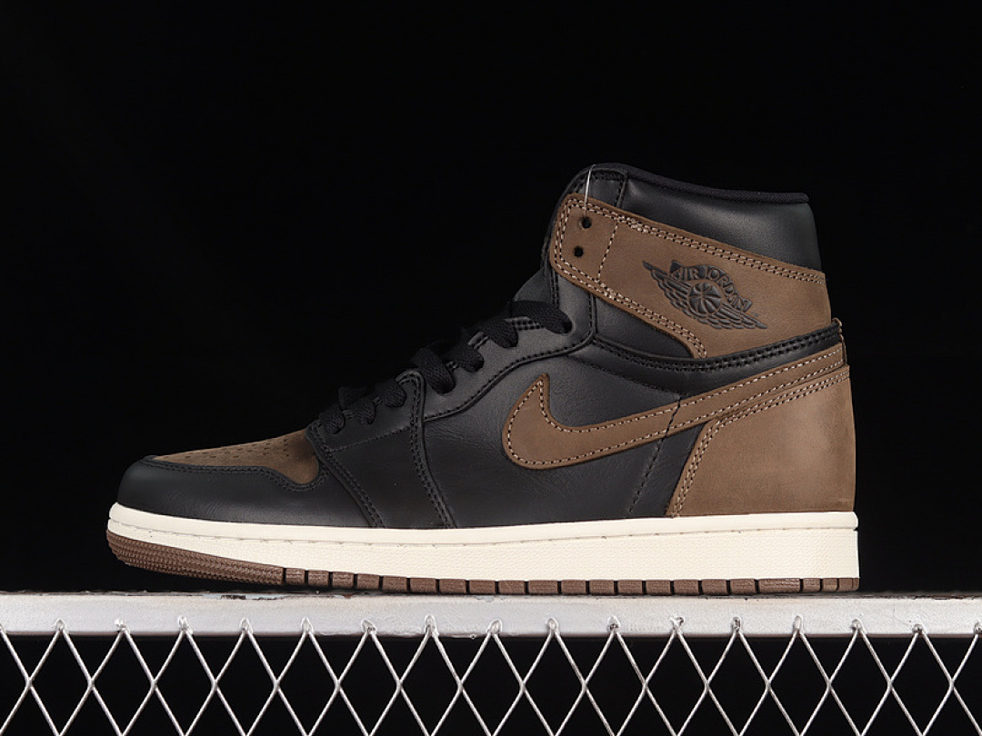 Jordan [DZ5485-020]-[AIR JORDAN 1 RETRO HIGH OG BLACK/METALLIC GOLD/PALOMINO/SAIL]-[UNISEX:36-47.5], photo 1