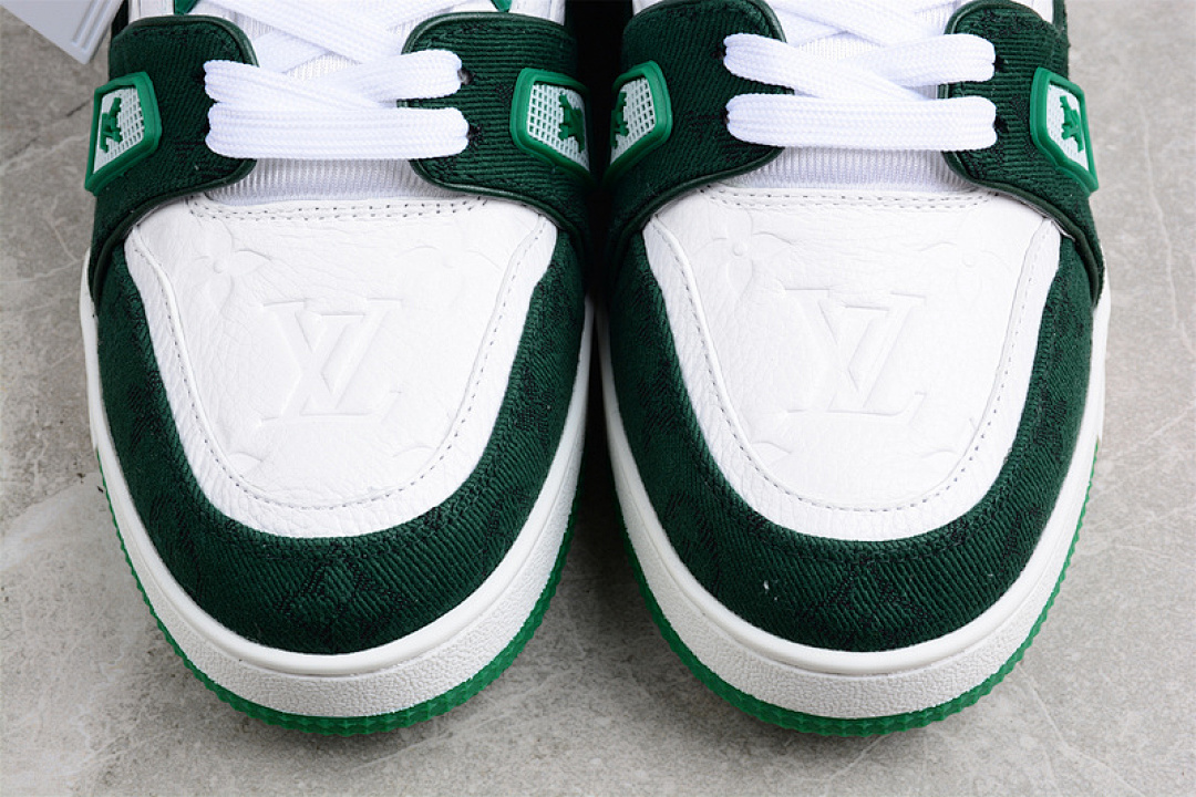 Louis Vuitton [L*V TRAINER LOW SNEAKERS WHITE/BLACK/GREEN]-[WOMAN:35-39]-[MAN:40-45] - Image 12