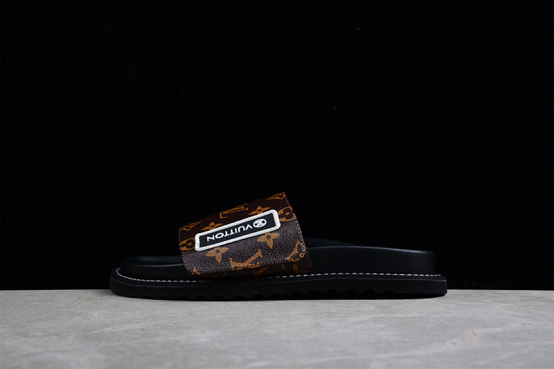 Louis Vuitton Louis Vuitton [L*V FRONTROW SNEAKERS BLACK/BROWN/BLACK]-[WOMAN:35-42], photo 1