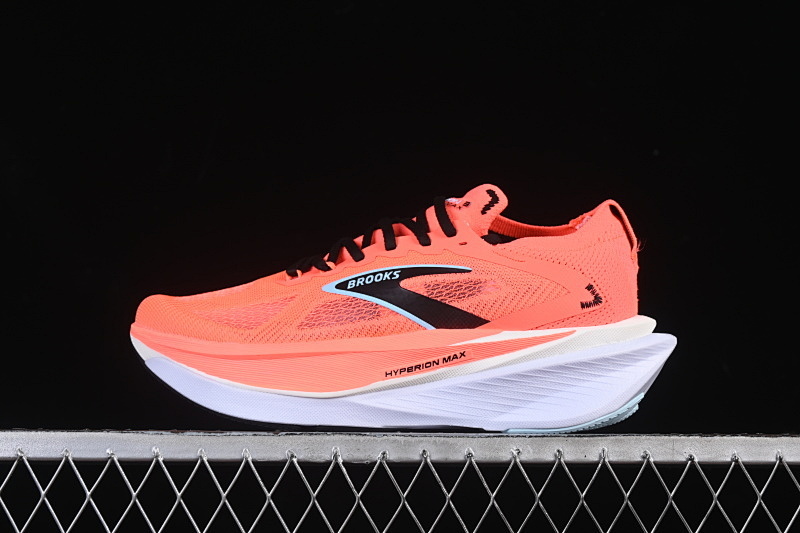 On Running On Running HYPERION MAX 3 MARATHON RUNNING SHOES ORANGE/WHITE · 1104671D670, photo 1
