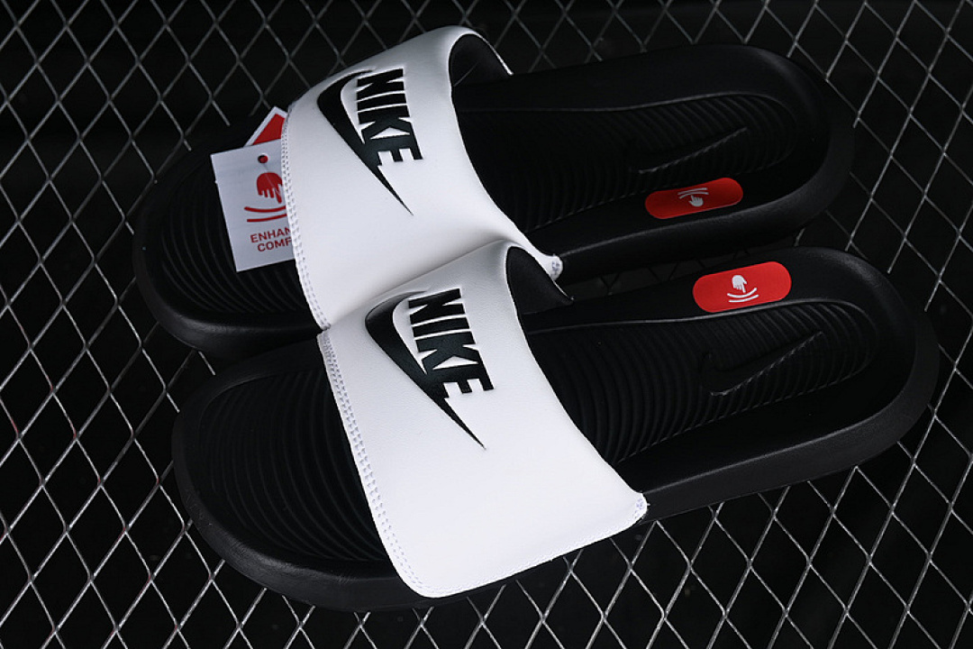 Nike [CN9675-005]-[VICTORI ONE SLIDE BLACK/BLACK/WHITE]-[WOMAN:36-39]-[MAN:40-45] - Image 6