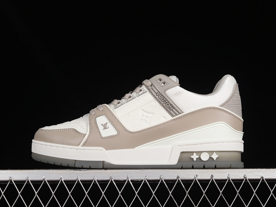 Louis Vuitton Louis Vuitton [L*V NEW FASHION RUNWAYS SNEAKERS WHITE/LIGHT GREY/WHITE]-[MAN:38-46], photo 1