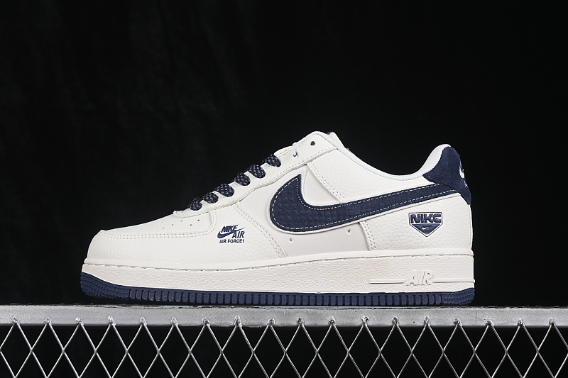 Nike Nike AIR FORCE 1 07 LOW CASUAL SNEAKERS NAVY BLUE/WHITE · DN9688-108, photo 1