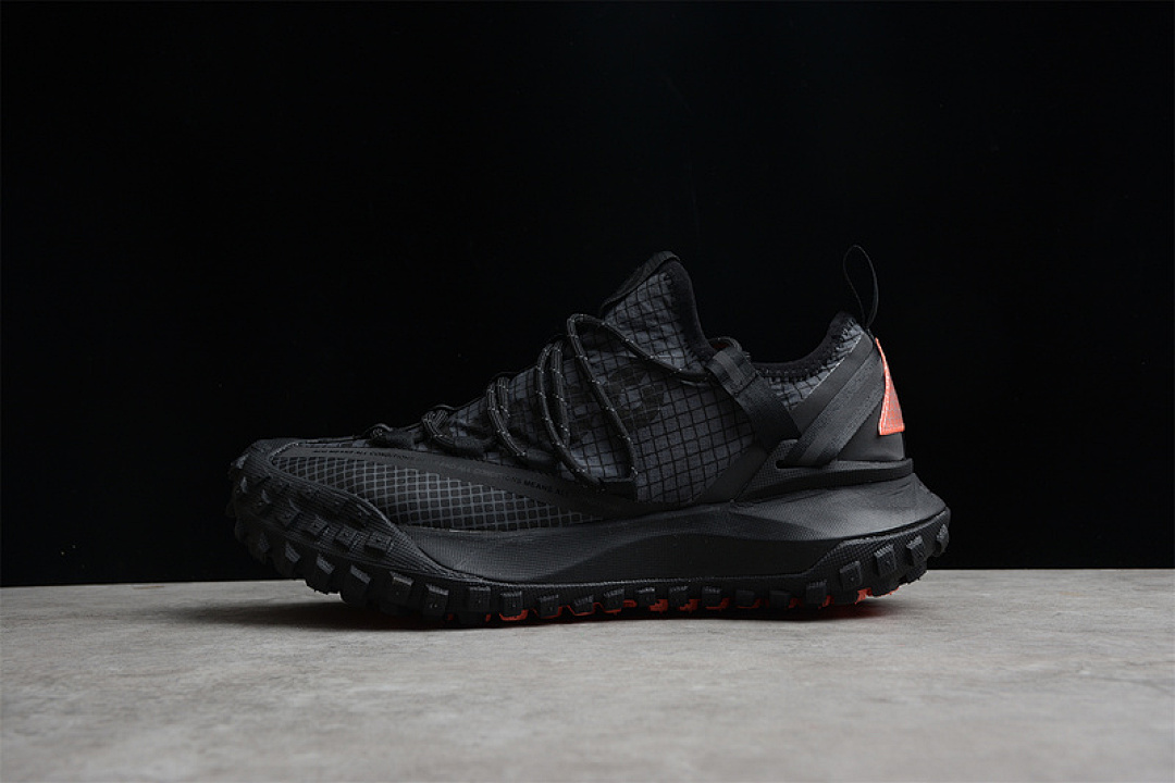 ACG MOUNTAIN FLY LOW ANTHRACITE/BLACK/BLACK · DA5424-001, photo 1