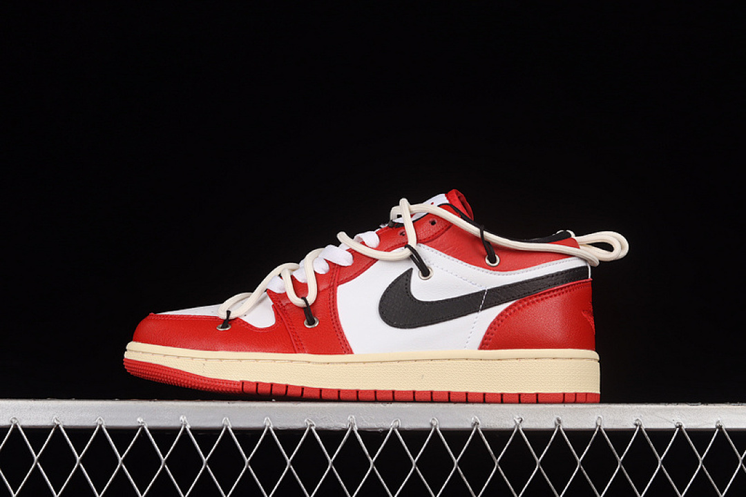 Jordan Jordan [553560-118]-[AIR 1 LOW GS GYM RED/BLACK/WHITE]-[WOMAN:36-39]-[MAN:40-46], photo 1