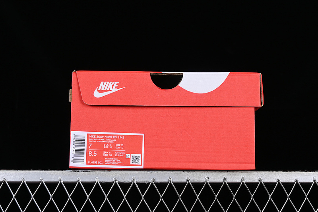 Nike [FJ4151-001]-[ZOOM VOMERO 5 MS GREY/SILVER/YELLOW]-[WOMAN:36-39]-[MAN:40-45] - Image 12