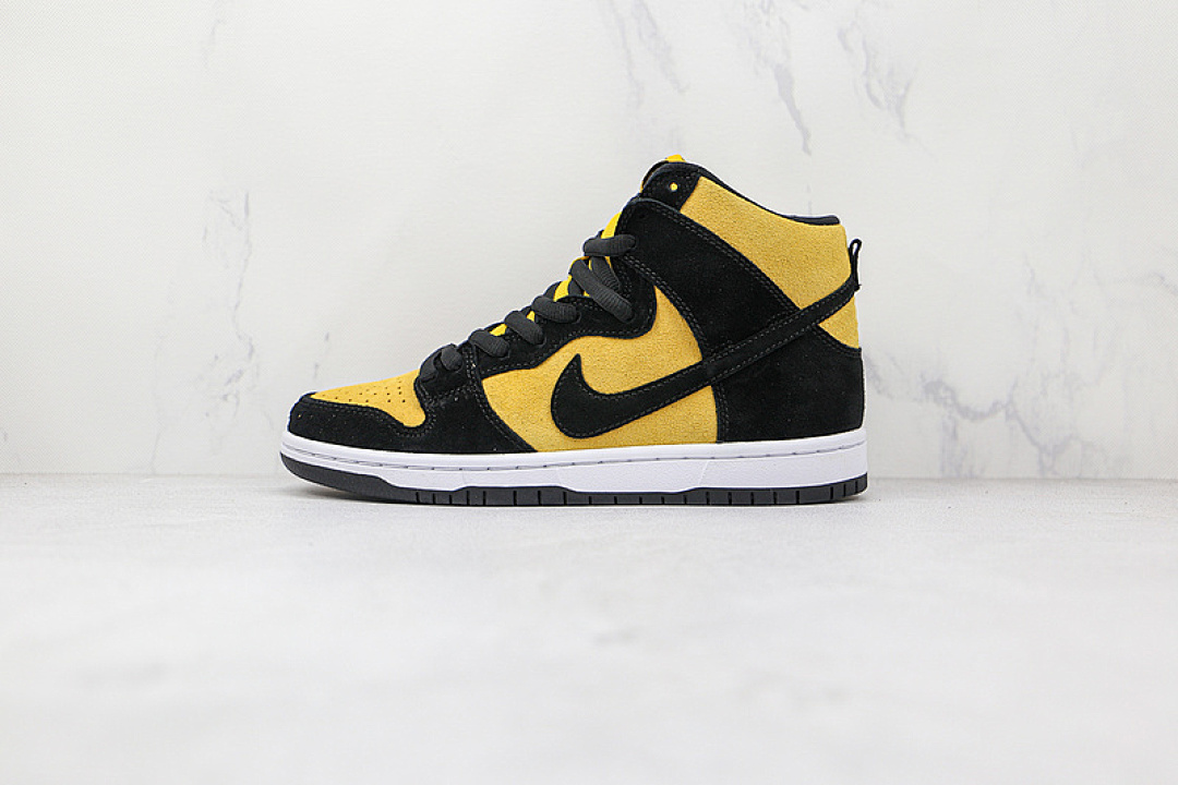 Nike DUNK HIGH PRO SB REVERSE GOLDENROD BLACK/BLACK/VARSITY MAIZE · DB1640-001, photo 1