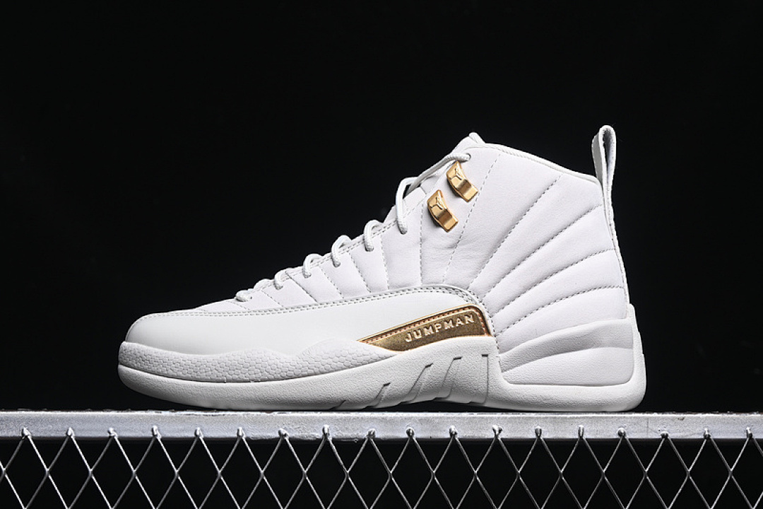 Jordan AIR JORDAN 12 RETRO PHANTOM/METALLIC GOLD/WHITE · FD9101-007, photo 1