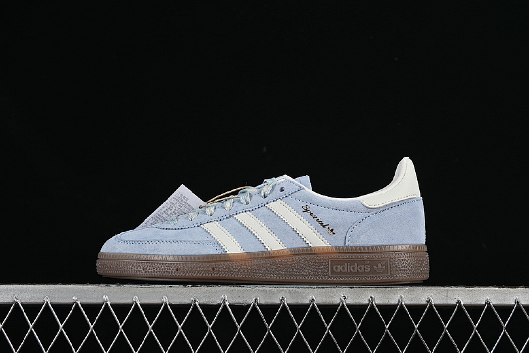 Unbranded [KI5933]-[HANDBALL SPEZIAL WHITE/BLUE]-[WOMAN:35-39]-[MAN:40-45], photo 1