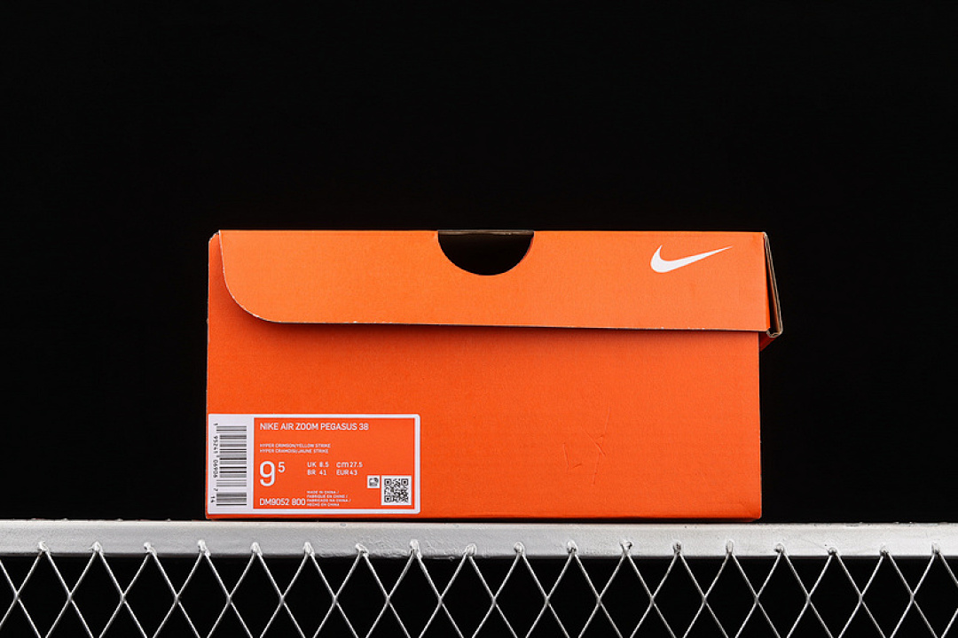 Nike [DM9052-800]-[AIR ZOOM PEGASUS 38 UNITY PACK HYPER CRIMSON/BLACK/ALUMINUM/STRIKE (YELLOW]) - Image 12