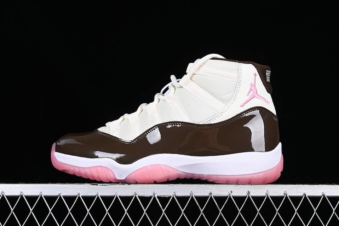Jordan AIR Jordan 11 NEAPOLITAN AJ11 WHITE/BLACK/PINK · CT8012-126, photo 1
