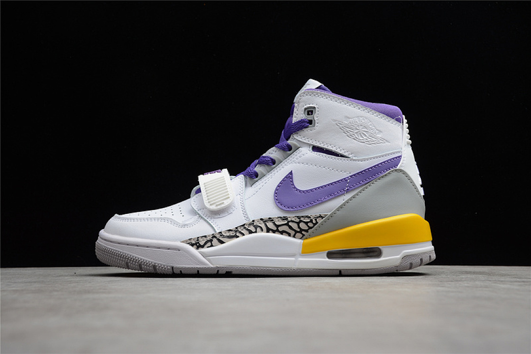 Jordan [CD7069-102]-[JORDAN LEGACY 312 GS LAKERS WHITE/PURPLE/YELLOW-BLACK]-[MAN:40-45], photo 1