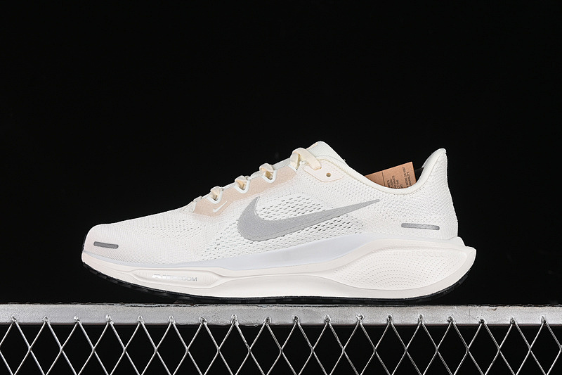 Nike Nike AIR ZOOM PEGASUS 41 WHITE/GREY/BEIGE · HQ3492-133, photo 1