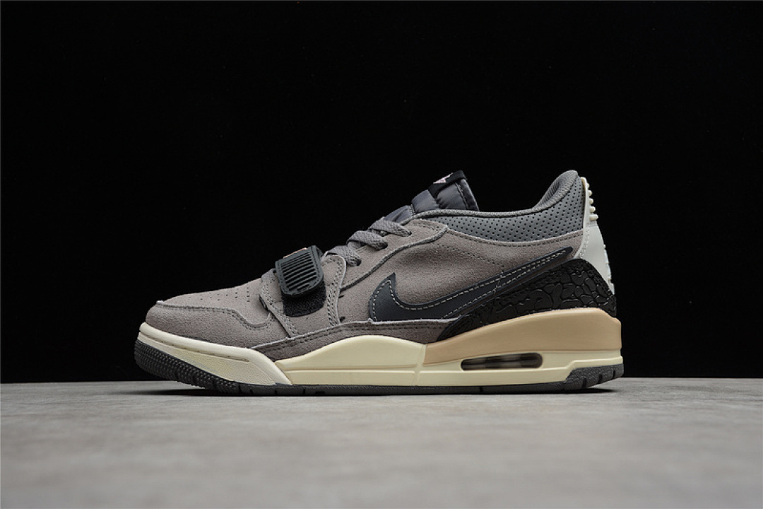 Jordan [CD7069-002]-[JORDAN LEGACY 312 LOW GUNSMOKE/CORAL STARDUST]-[WOMAN:36-39]-[MAN:40-45], photo 1