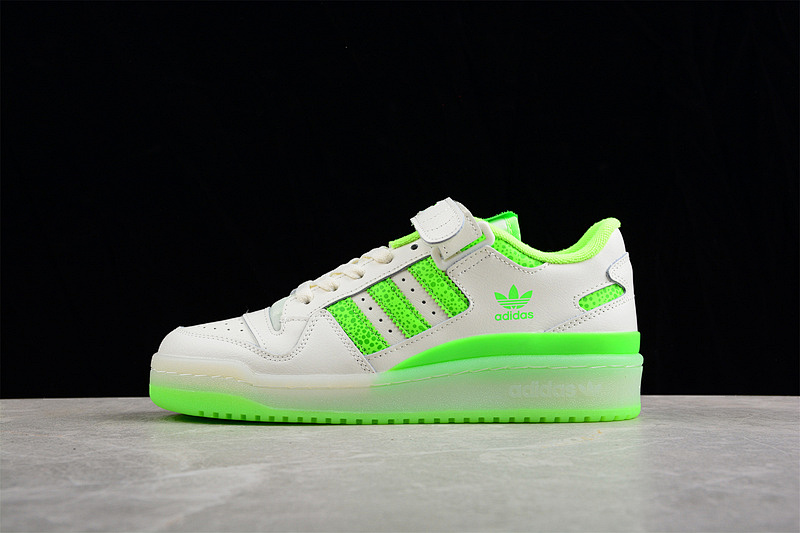 FORUM 84 LOW SHOES CLOUD WHITE/CLOUD WHITE/FLUORESCENT GREEN · FY8018, photo 1