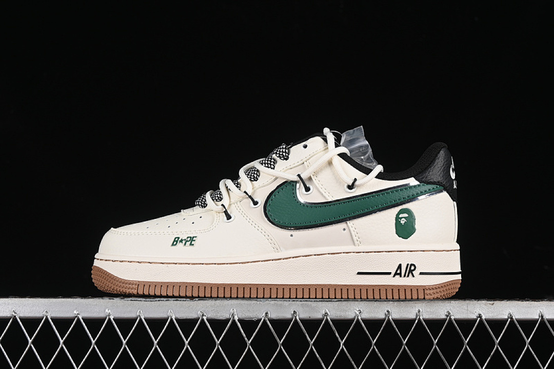 Nike Nike AIR FORCE 1 07 LOW BAPE WHITE/BLACK/GREEN · SJ1198-100, photo 1
