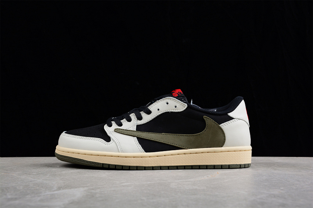 Jordan [DZ4137-106]-[TRAVIS SCOTT X AIR JORDAN 1 LOW OG SAIL/UNIVERSITY RED-BLACK-MEDIUM (OLIVE]), photo 1