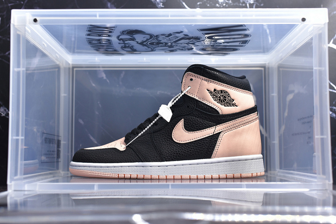 Jordan [555088-081]-[CJ AIR JORDAN 1 RETRO HIGH OG CRIMSON TINT BLACK/CRIMSON TINT-WHITE]-[MAN:40-45], photo 1