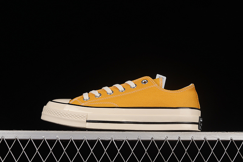 Converse Converse CHUCK TAYLOR ALL-STAR 70S LOW SUNFLOWER/BLACK/EGRET · 162063C, photo 1