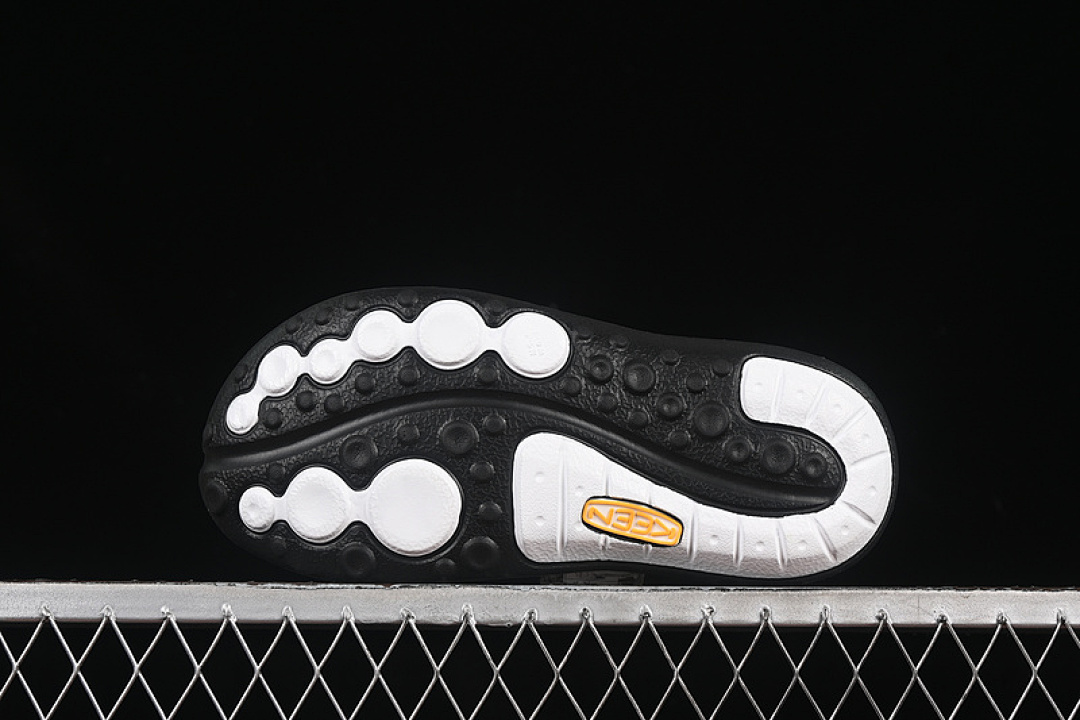 Keen [1022255]-[KEEN JASPER BLACK/WHITE]-[WOMAN:35-39]-[MAN:40-45] - Image 9