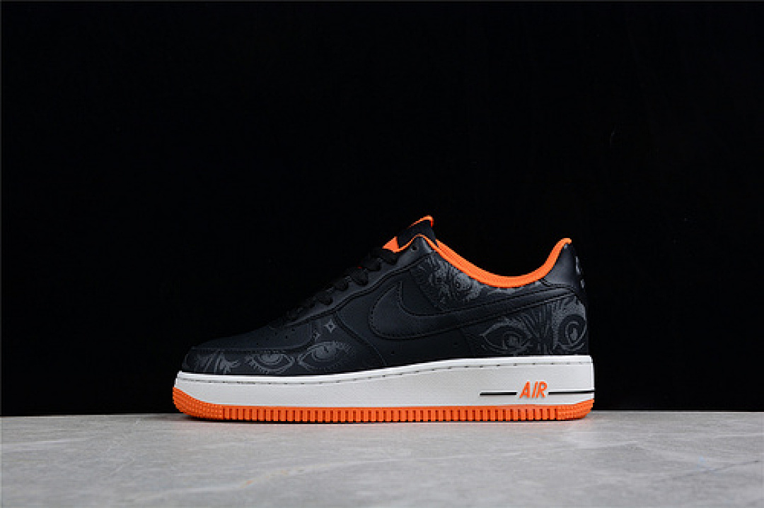 Nike Nike AIR FORCE 1 LOW 07 PREMIUM HALLOWEEN BLACK/STARFISH/SAIL/BLACK · DC8891-001, photo 1