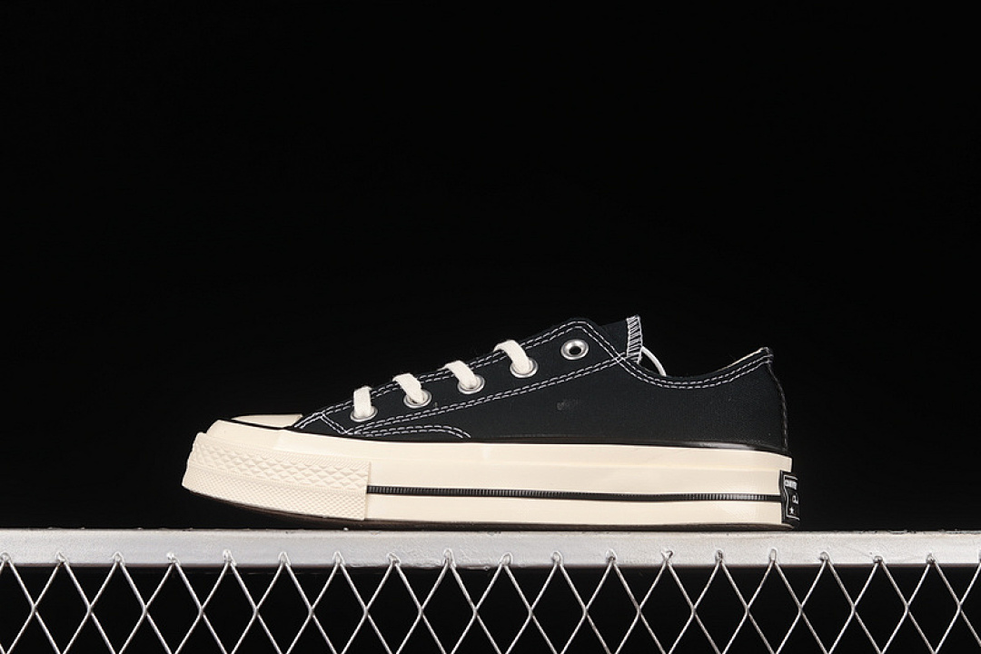 Converse [162058C]-[CHUCK TAYLOR ALL-STAR 70S OX BLACK/WHITE/EGRET]-[WOMAN:35-39]-[MAN:40-44], photo 1