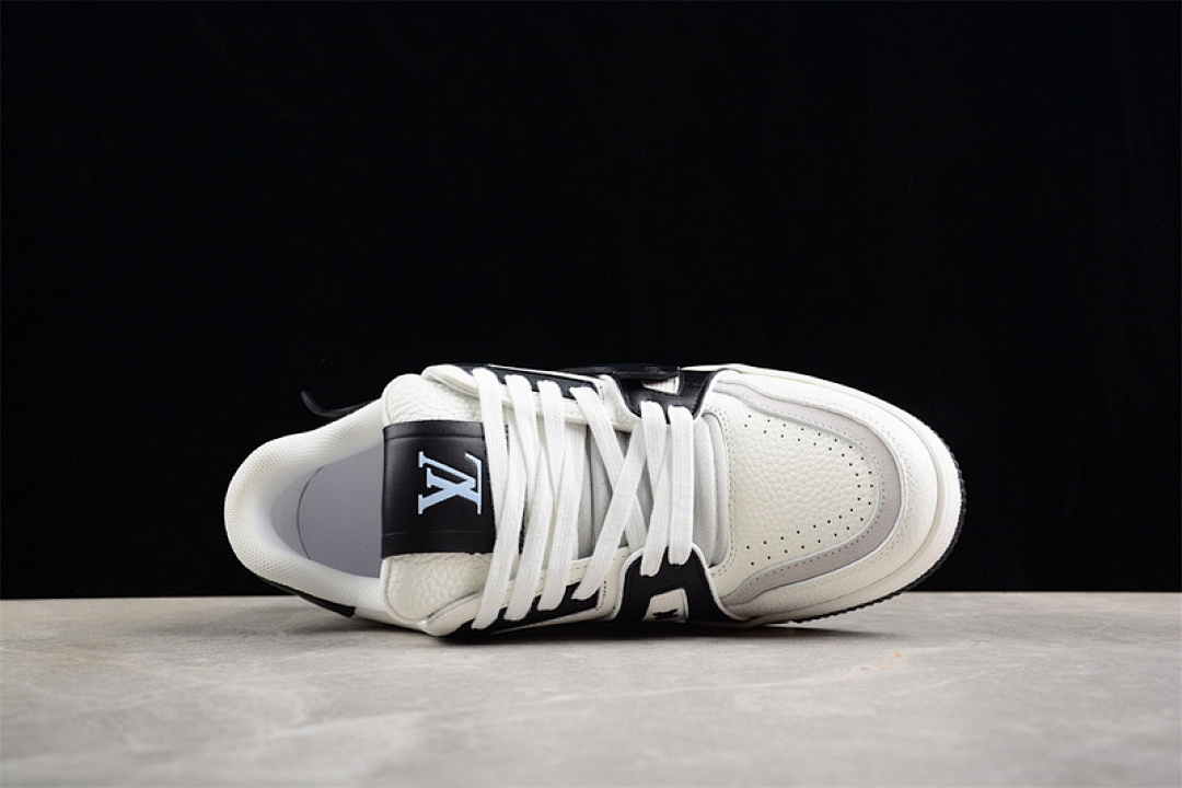 Louis Vuitton [LOUIS VUITTON TRAINER SNEAKER LOW LV WHITE/BLACK]-[WOMAN:35-39]-[MAN:40-45] - Image 14
