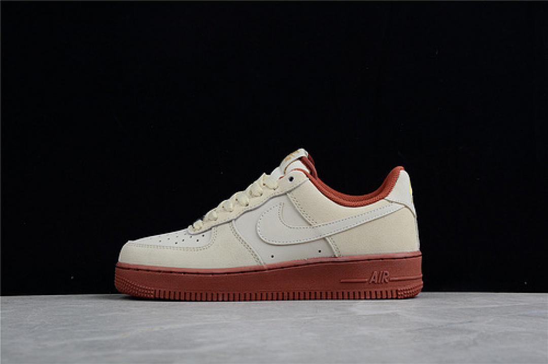 Nike [AA1391-111]-[AIR FORCE 1 07 LOW SE BEIGE/WHITE/BROWN-GOLD]-[WOMAN:36-39]-[MAN:40-45], photo 1