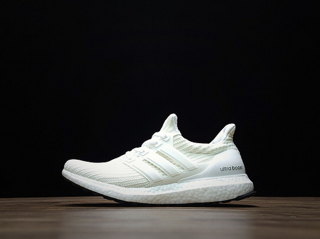 ULTRABOOST 4.0 SHOES CLOUD WHITE/CLOUD WHITE · BB6168, photo 1