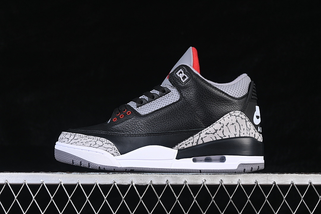 Jordan [DN3707-010]-[JORDAN 3 RETRO OG BLACK/FIRE RED/CEMENT GREY/SAIL]-[MAN:40-47.5], photo 1
