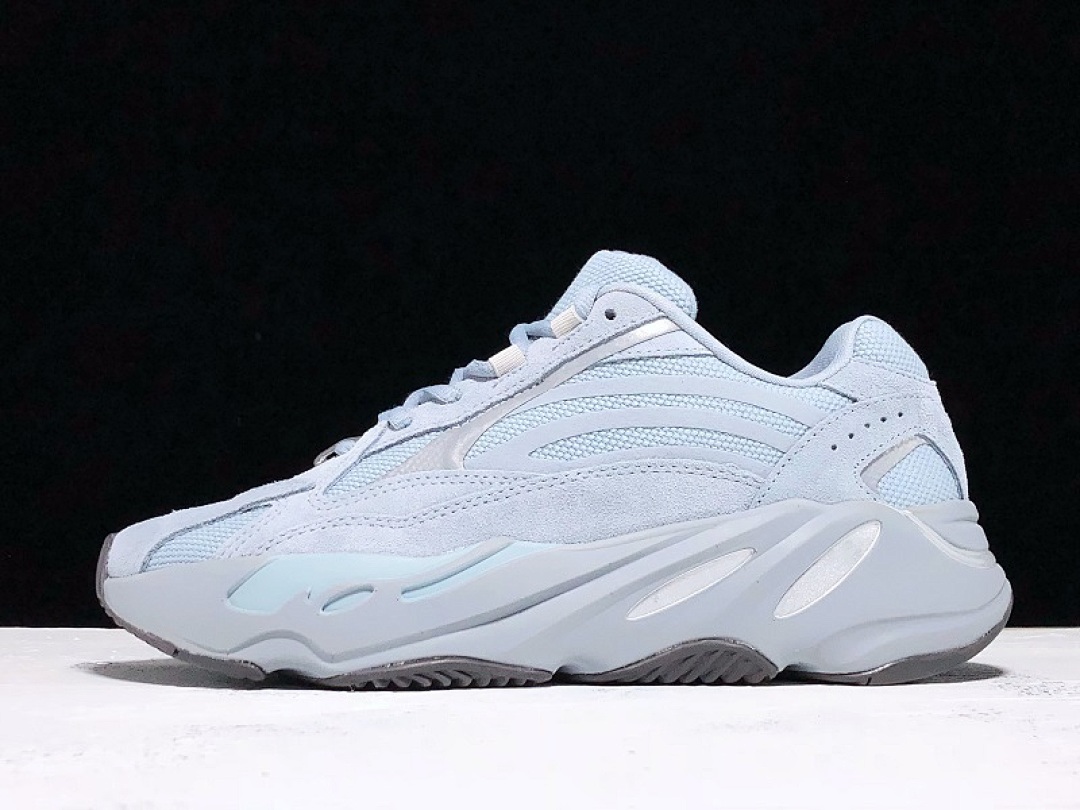 On Running [FV8424]-[OG YEEZY BOOST 700 V2 HOSPITAL BLUE/GREY]-[WOMAN:36-39]-[MAN:40-48], photo 1