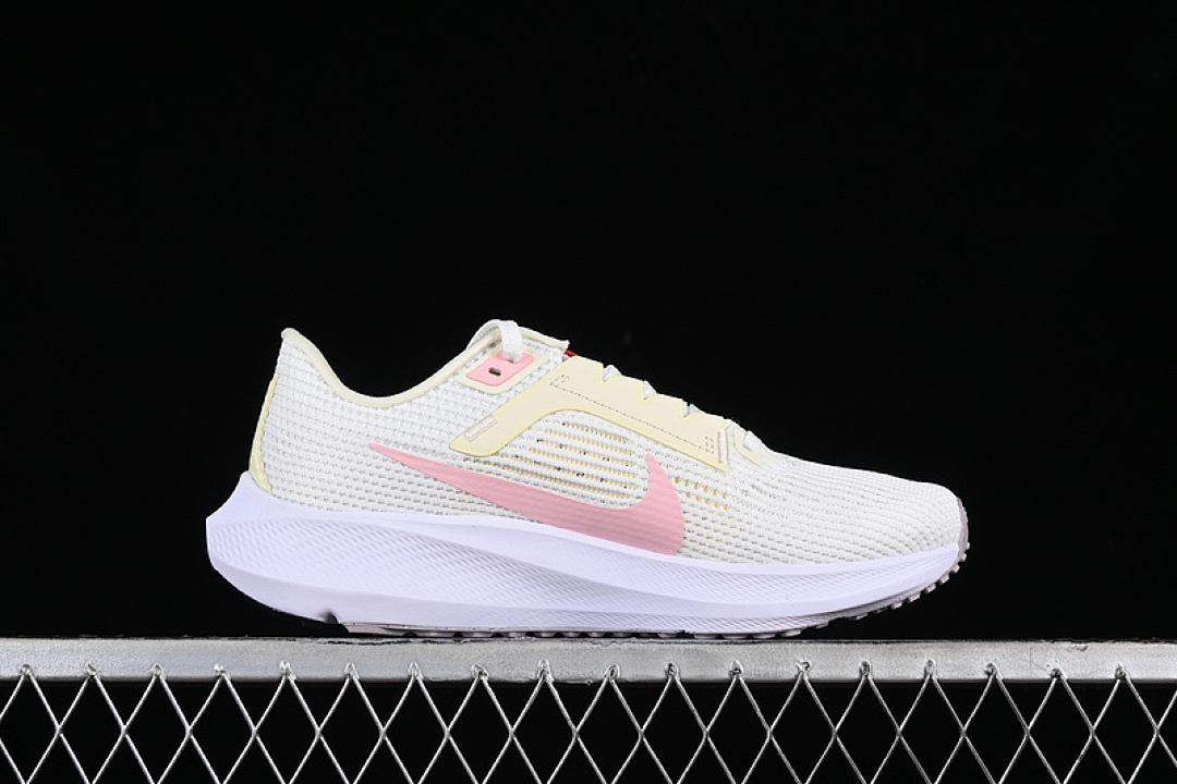 Nike [FZ5059-121]-[AIR ZOOM PEGASUS 40 YEAR OF THE DRAGON SAIL/WHITE/COCONUT MILK/DRAGON RED][36-40] - Image 16