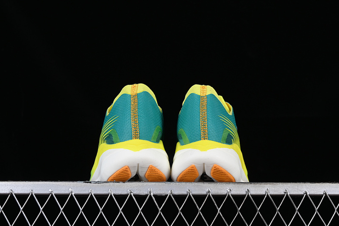 Hoka [1127927 CEPR]-[HOKA ONE ROCKET X 2 WHITE/GREEN/YELLOW]-[WOMAN:36-39]-[MAN:40-44] - Image 14