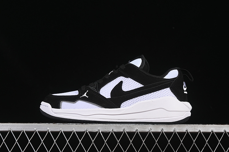 Jordan AIR Jordan CMFT ERA BLACK/WHITE · HJ6777-001, photo 1