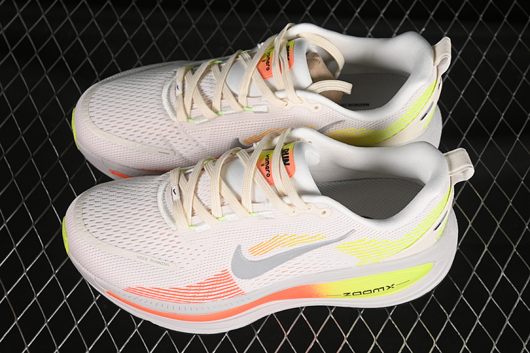 Nike [HQ2157-003]-[AIR ZOOM VOMERO 18 WHITE/GREEN/ORANGE]-[WOMAN:36-39]-[MAN:40-46] - Image 11