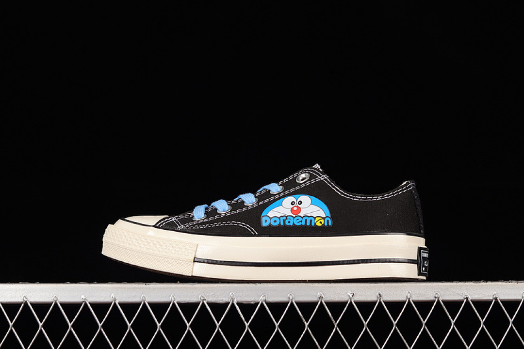 Converse [162065C]-[CHUCK TAYLOR ALL-STAR 70S LOW X DORAEMON CLASSIC TOP BLACK/BLUE/EGRET], photo 1