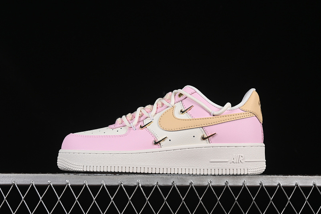 Nike Nike AIR FORCE 1 07 LOW WHITE/PINK/YELLOW · ZB2574-600, photo 1