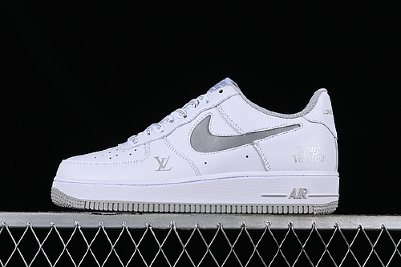 Nike Nike LOUIS VUITTON AIR FORCE 1 07 LOW WHITE/GREY/SILVER · LV1898-837, photo 1