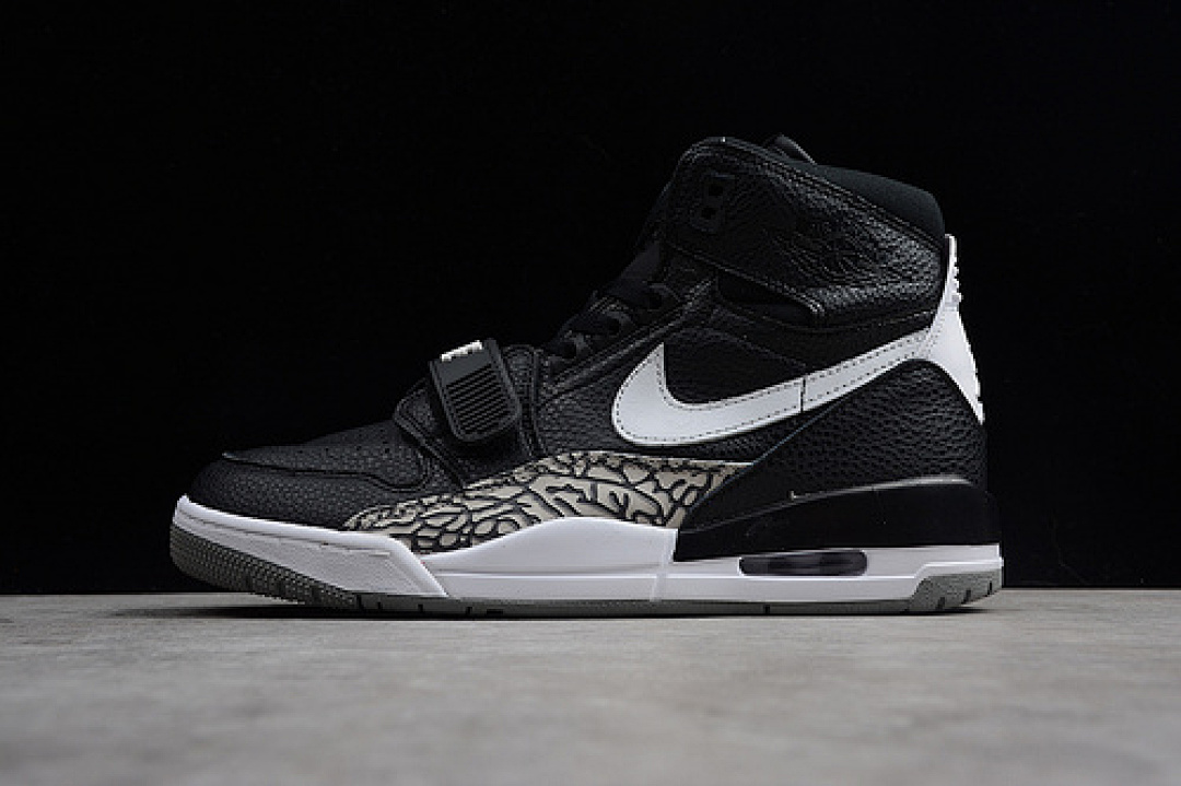 Jordan [AV3922-001]-[JORDAN LEGACY 312 BLACK/WHITE]-[MAN:40-45]-[OG00168], photo 1