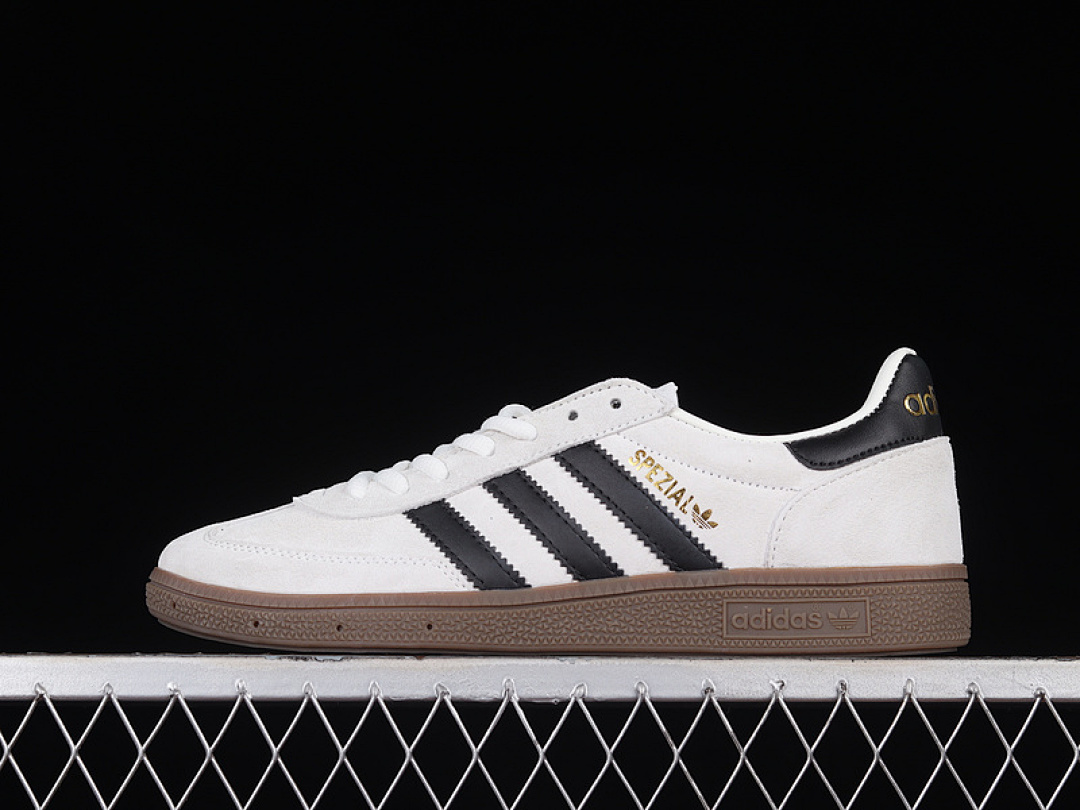 Unbranded [BD7631]-[HANDBALL SPEZIAL SHOES CLOUD WHITE/CORE BLACK/GOLD]-[MAN:39-45], photo 1