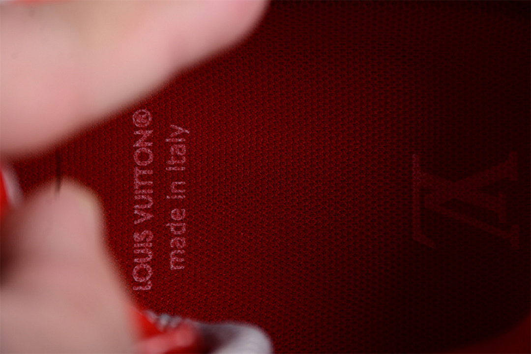 Louis Vuitton [LOUIS VUITTON L*V 1V WHITE/GREY/RED]-[WOMAN:35-39]-[MAN:40-45] - Image 6