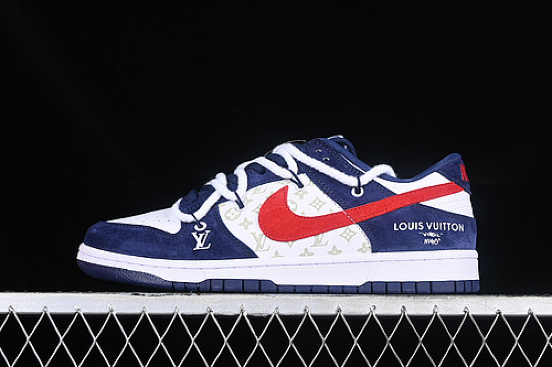 Unbranded [FC1688-175]-[SB DUNK LOW L*V WHITE/RED/BLUE]-[WOMAN:36-39]-[MAN:40-45], photo 1