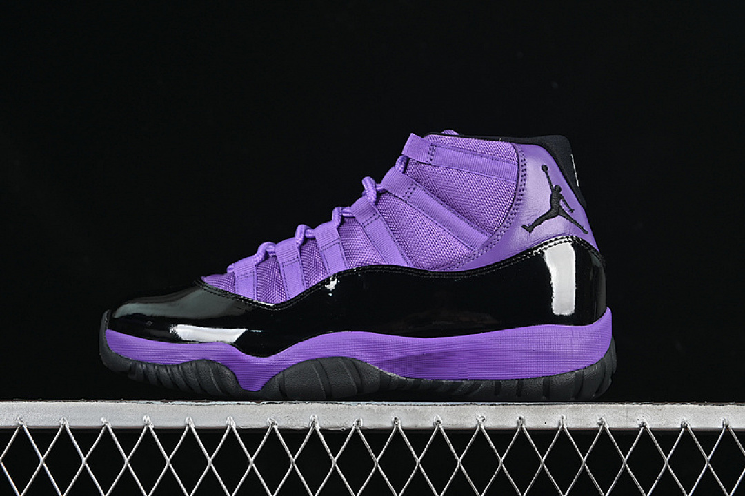 Jordan [CT8012-500]-[AIR JORDAN 11 RETRO BLACK/PURPLE]-[MAN:40-48.5], photo 1