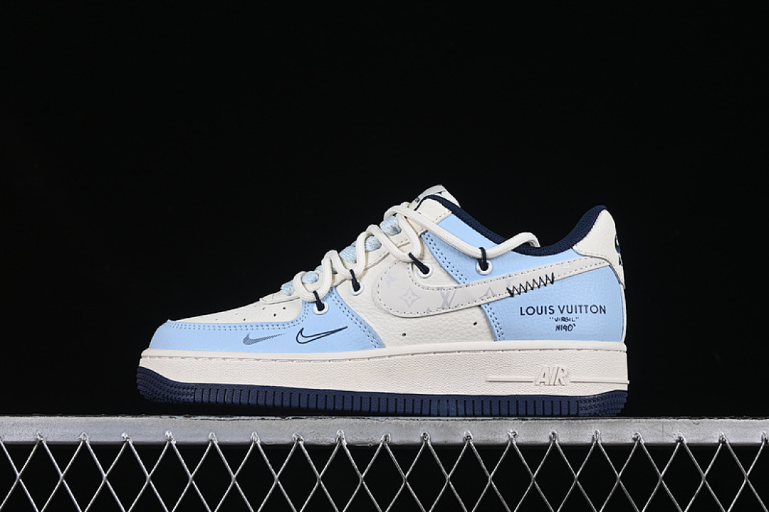 Nike Nike AIR FORCE 1 07 LOW LV WHITE/BLUE · DM6868-058, photo 1
