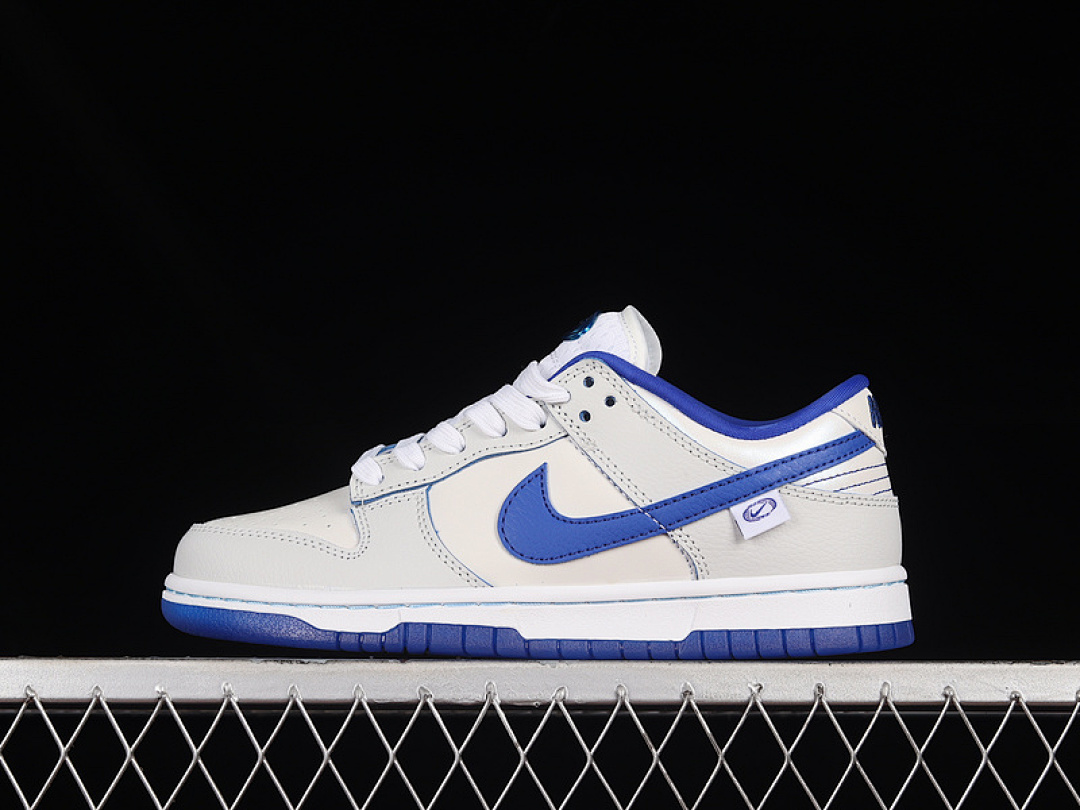 Nike SB DUNK LOW WHITE/WHITE/GAME ROYAL/SAIL · FB1841-110, photo 1