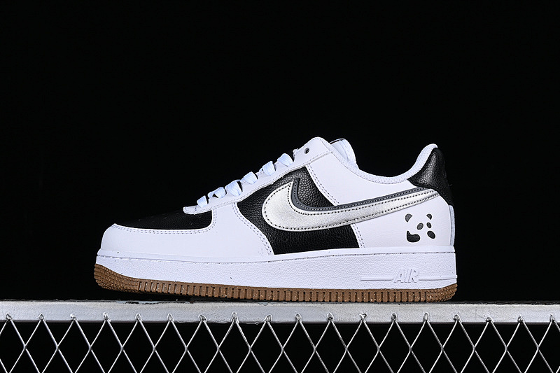 Nike Nike AIR FORCE 1 07 LOW WHITE/BLACK/SILVER · DX6065-101, photo 1
